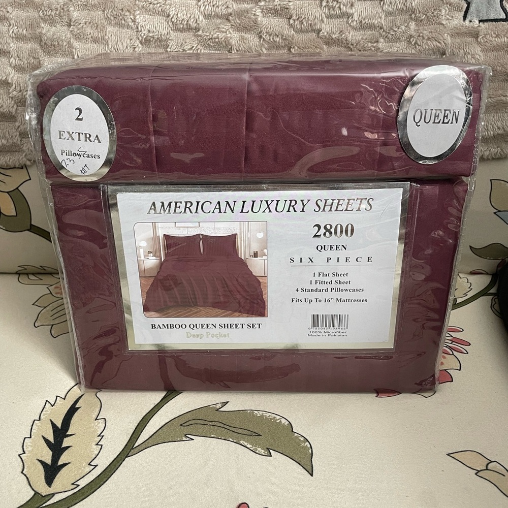 Queen Set in Burgundy